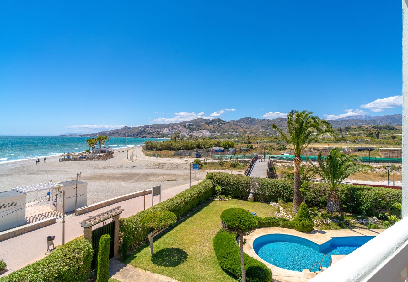 Ferienwohnung in Nerja - Stella Maris Beachfront 1J by Casasol