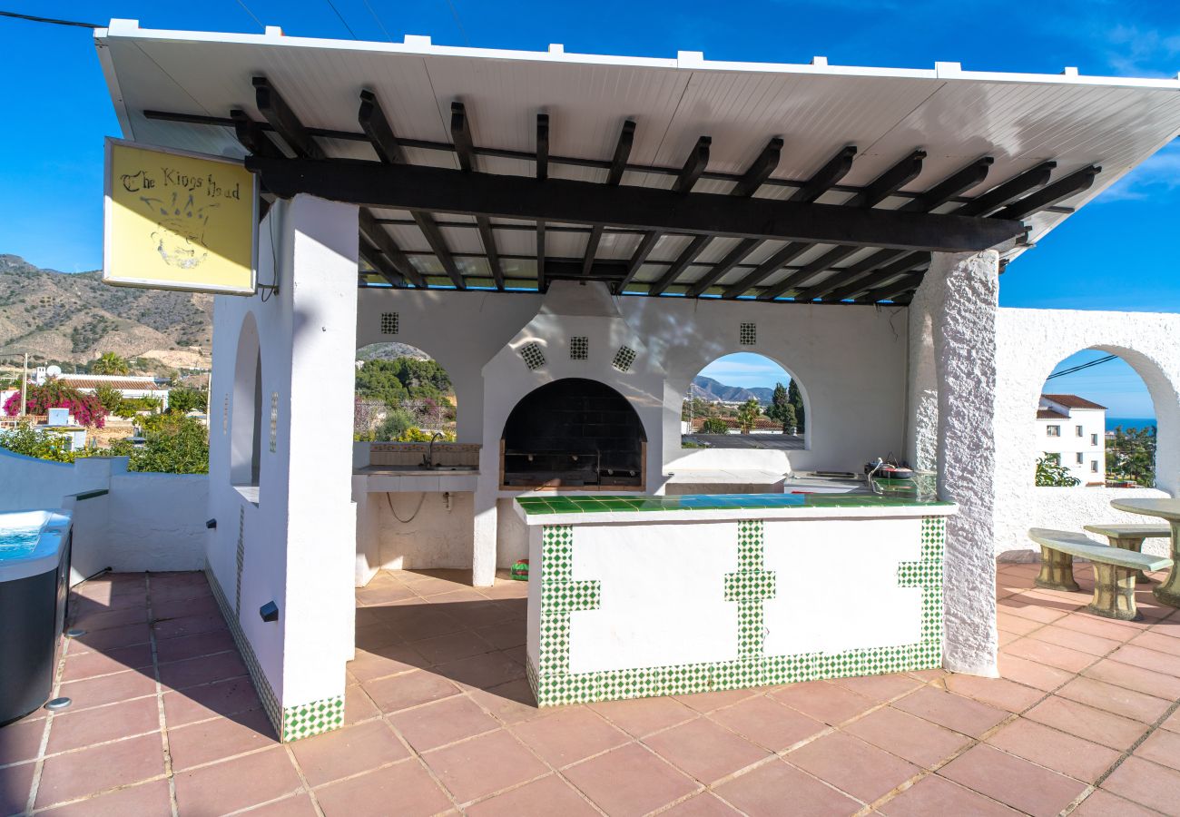 Villa in Nerja - Villa Mauri Private Pool by Casasol