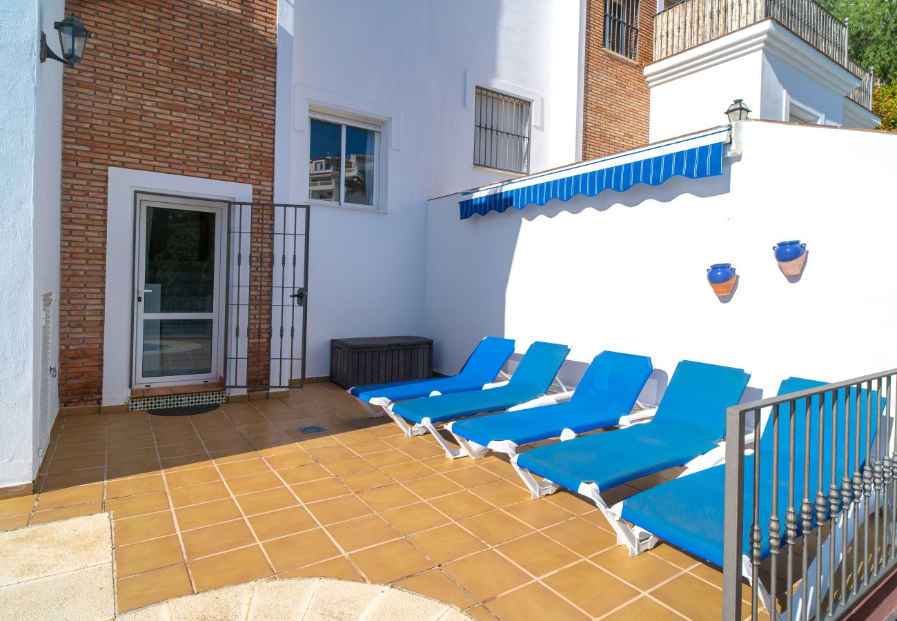 Villa in Nerja - Villa Ladera del Mar Private Pool by Casasol